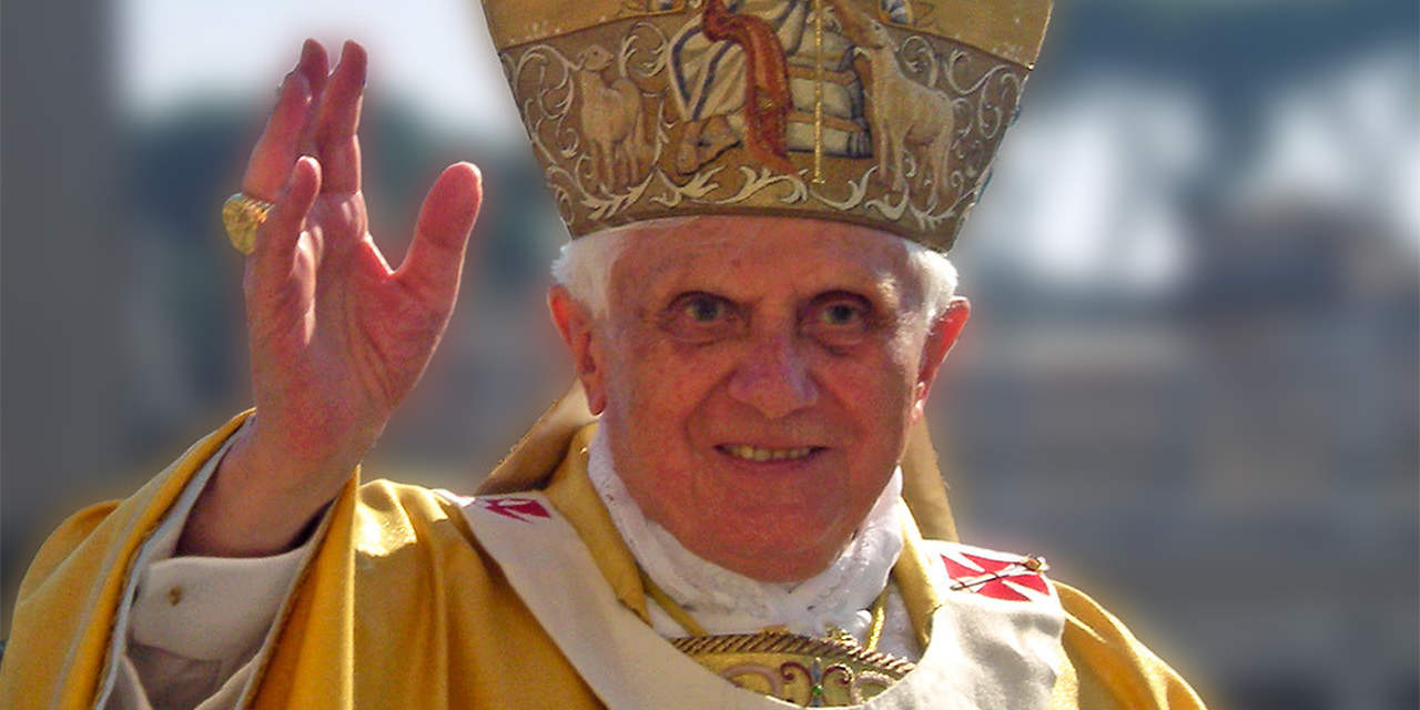 Benedict XVI Blessing 1